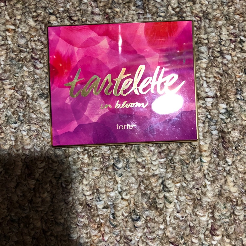 Tartlette in bloom palette